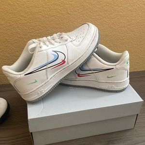 Nike Air Force 1 low big kids size 5Y
